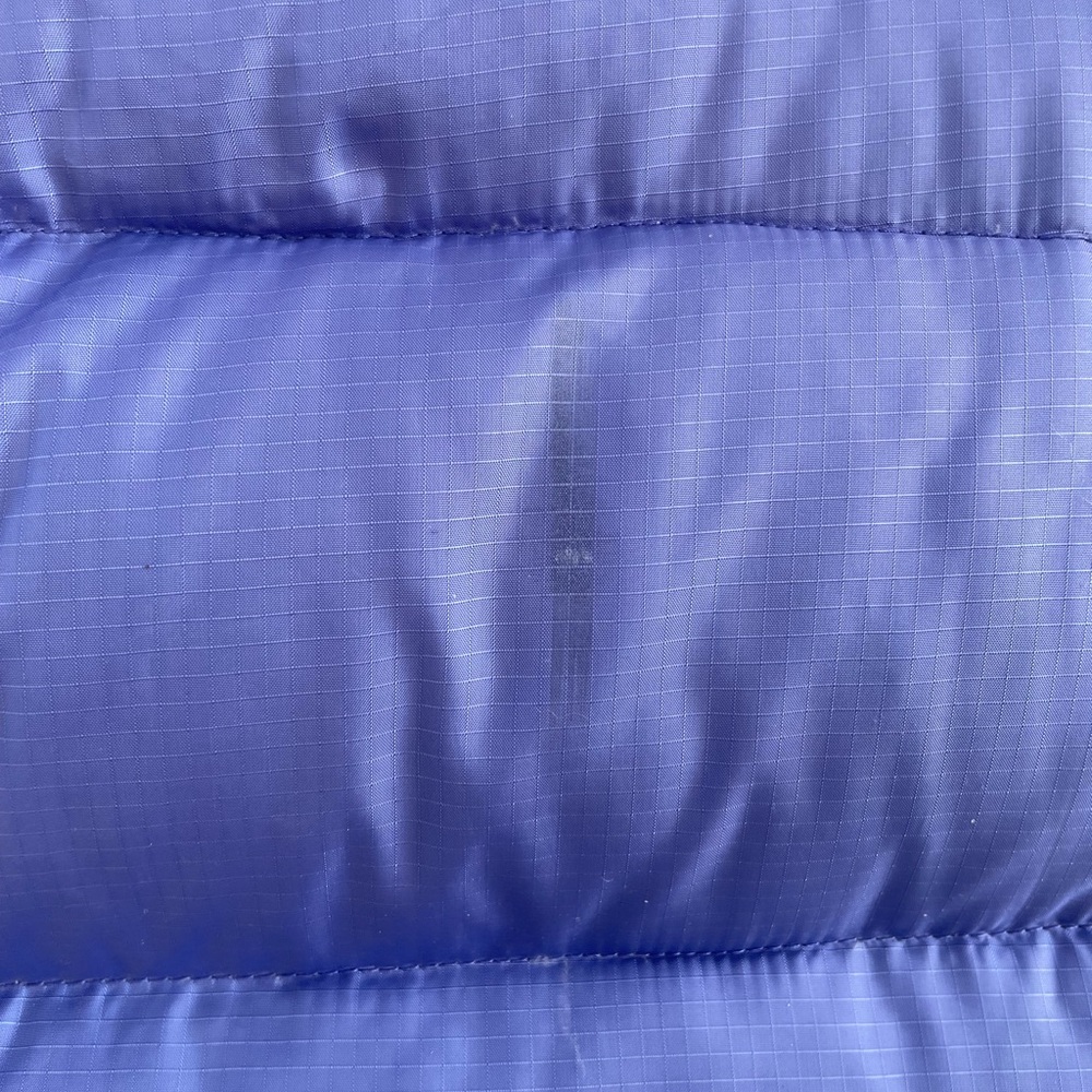 Mountain Hardwear Lavender Puffer Vest - Picture 8 of 9